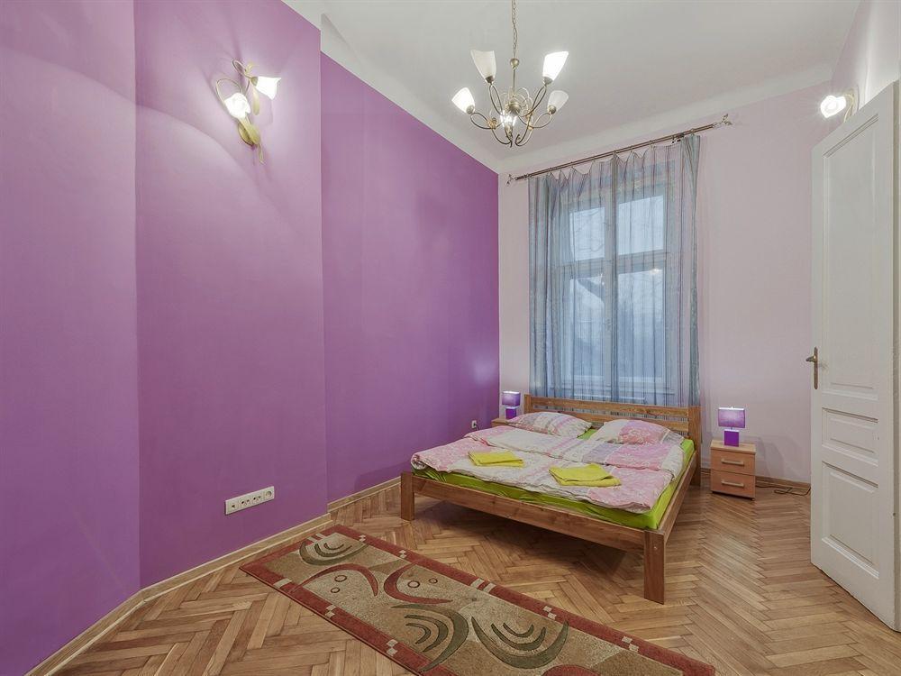 Hostel 70S Краков Экстерьер фото