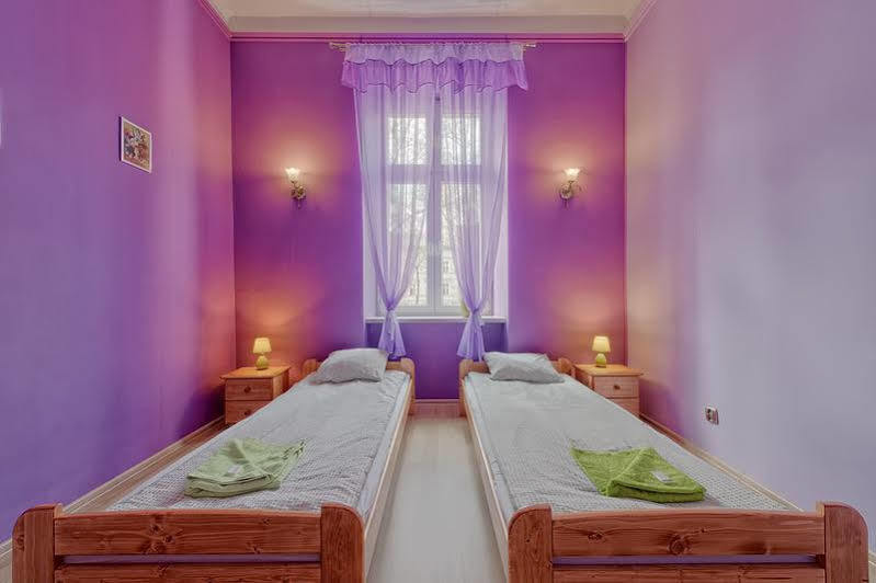 Hostel 70S Краков Экстерьер фото