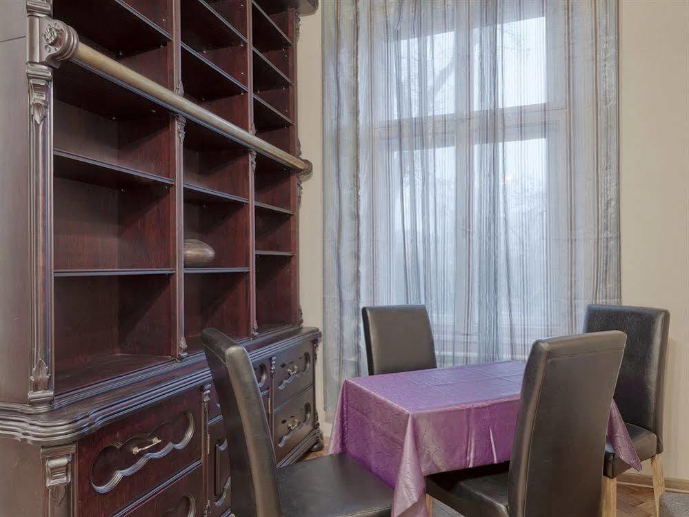 Hostel 70S Краков Экстерьер фото