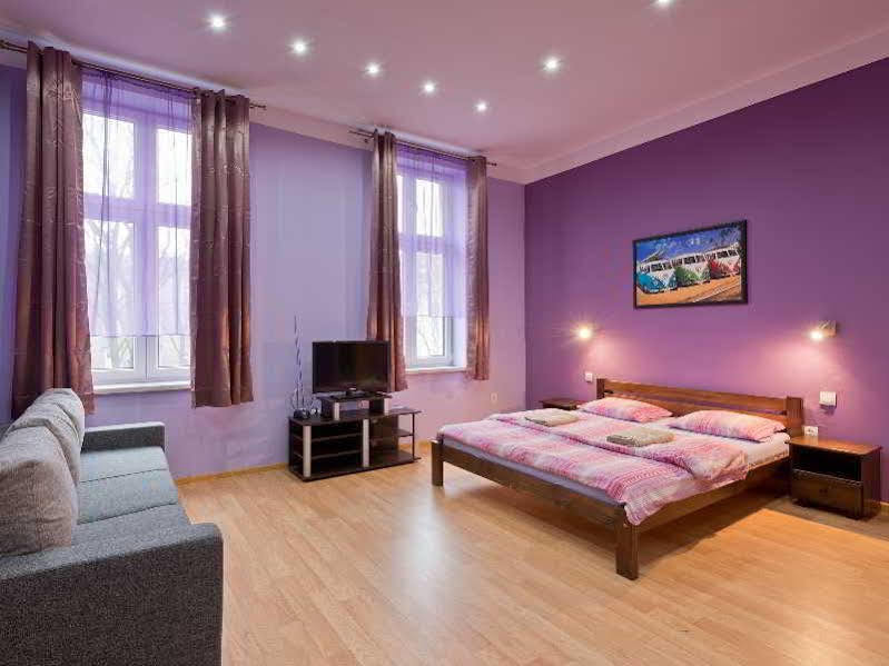 Hostel 70S Краков Экстерьер фото