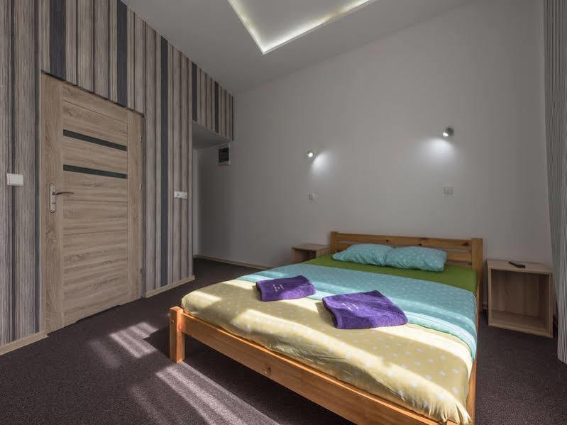 Hostel 70S Краков Экстерьер фото