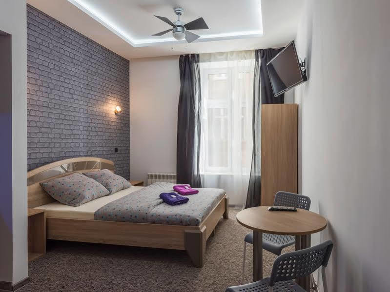 Hostel 70S Краков Экстерьер фото